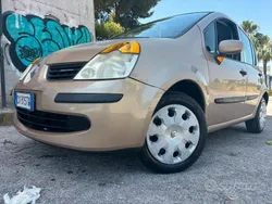 Oro Usata 2005 Renault Modus Luxe Monovolume | 1500 € (Super prezzo)