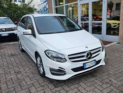 Bianco Usata 2018 Mercedes 180 Executive Tre volumi | 16.500 € (Super prezzo)