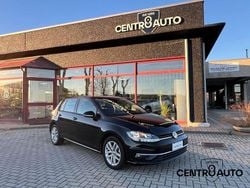 Nero perla Usata 2019 VW Golf VII Business Tre volumi | 16.500 € (Buon prezzo)