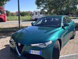 Usata 2018 Alfa Romeo Giulia Super Tre volumi | 18.000 € (Buon prezzo)