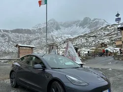 Usata 2021 Tesla Model 3 Standard Range Tre volumi | 22.750 € (Buon prezzo)