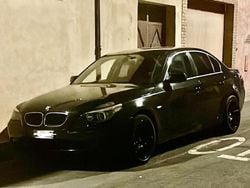 Nero Usata 2007 BMW 520 Tre volumi | 6999 € (Molto cara)