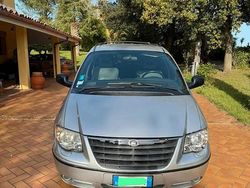 Grigio Usata 2005 Chrysler Voyager Monovolume | 1500 € (Super prezzo)