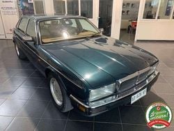 Verde Usata 1994 Daimler Double Six Serie 1 Tre volumi | 18.000 €