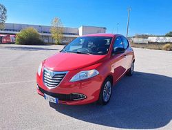 Usata 2012 Lancia Ypsilon S Due volumi | 5800 € (Buon prezzo)