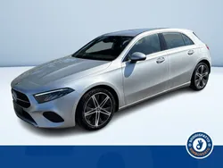 Argento metallizzato Usata 2024 Mercedes A180 Advanced Plus Tre volumi | 33.800 € (Buon prezzo)