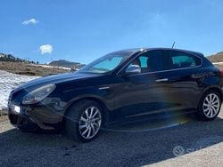 Nero Usata 2011 Alfa Romeo Giulietta Exclusive Tre volumi | 5500 € (Buon prezzo)