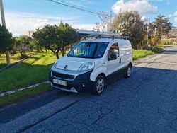 Bianco Usata 2017 Fiat Fiorino Monovolume | 6900 € (Buon prezzo)