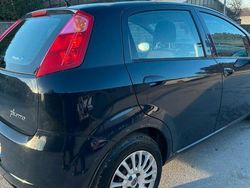 Blu Usata 2010 Fiat Punto Due volumi | 3100 € (Buon prezzo)