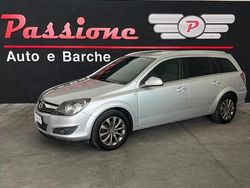 Grigio Usata 2010 Opel Astra Station wagon | 4190 € (Buon prezzo)