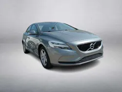 Grigio scuro Usata 2018 Volvo V40 Business Edition Station wagon | 10.950 € (Ottimo prezzo)