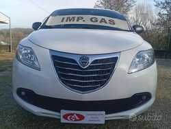 Bianco Usata 2016 Lancia Ypsilon Due volumi | 8390 € (Buon prezzo)