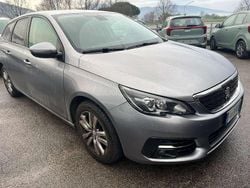 Argento Usata 2019 Peugeot 308 Business-Line Station wagon | 10.300 € (Buon prezzo)