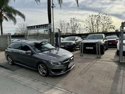 Grigio Usata 2015 Mercedes CLA220 Premium Tre volumi | 13.999 € (Ottimo prezzo)