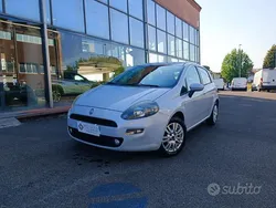 Grigio Usata 2012 Fiat Punto Easy Due volumi | 4890 € (Ottimo prezzo)