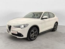 Blu/azzurro Usata 2017 Alfa Romeo Stelvio Business SUV | 24.500 € (Buon prezzo)