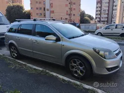 Usata 2005 Opel Astra Station wagon | 800 € (Super prezzo)