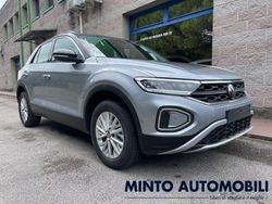 Argento Usata 2024 VW T-Roc Pro SUV | 32.500 € (Molto cara)