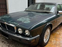 Verde Usata 1995 Jaguar XJ12 Tre volumi | 5000 €