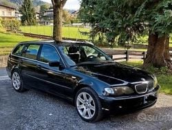 Usata 2003 BMW 320 Station wagon | 2200 € (Buon prezzo)