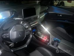 Grigio Usata 2018 Peugeot 3008 GT-line SUV | 18.500 € (Cara)