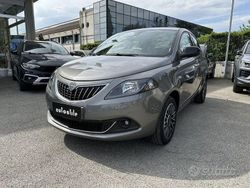 Grigio Usata 2024 Lancia Ypsilon Silver Due volumi | 15.900 € (Molto cara)