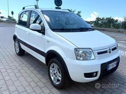 Bianco Usata 2013 Fiat Panda 4x4 Due volumi | 6999 € (Buon prezzo)