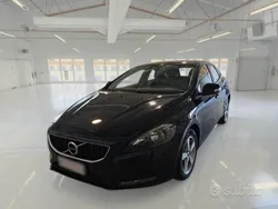 Nero Usata 2018 Volvo V40 Business Edition Station wagon | 11.250 € (Super prezzo)