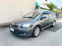 Grigio Usata 2007 Toyota Avensis Station wagon | 3500 € (Buon prezzo)