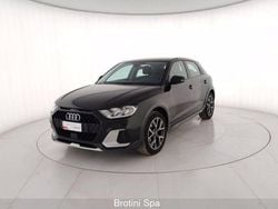Nero metallizzato Usata 2023 Audi A1 Admired Tre volumi | 24.400 € (Buon prezzo)