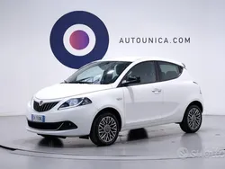 Bianco Usata 2023 Lancia Ypsilon Gold Due volumi | 13.900 € (Buon prezzo)