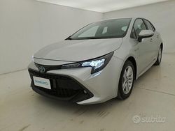Grigio Usata 2022 Toyota Corolla Hybrid Business Edition Tre volumi | 16.490 €