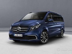 Usata 2022 Mercedes V220 Monovolume | 40.900 €