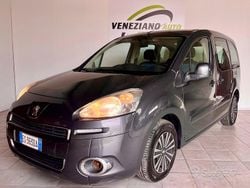 Grigio Usata 2013 Peugeot Partner Tepee Style Monovolume | 5690 € (Buon prezzo)