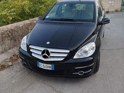 Nero Usata 2008 Mercedes B200 Monovolume | 5500 € (Cara)