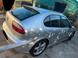 Grigio Usata 2004 Seat Leon Due volumi | 5000 € (Ottimo prezzo)