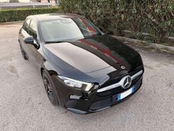 Nero Usata 2019 Mercedes A220 AMG Tre volumi | 27.500 € (Buon prezzo)