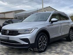 Argento Usata 2022 VW Tiguan Life SUV | 24.500 € (Super prezzo)