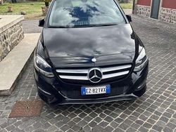 Usata 2015 Mercedes B180 Premium Monovolume | 12.000 € (Buon prezzo)