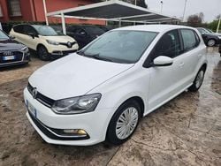 Bianco pastello Usata 2016 VW Polo Business Tre volumi | 7500 € (Buon prezzo)