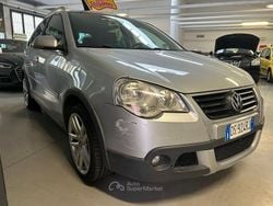 Grigio Usata 2009 VW Polo Comfortline Tre volumi | 5890 € (Buon prezzo)