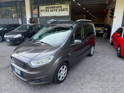Grigio Usata 2015 Ford Tourneo Courier Titanium Monovolume | 5990 € (Ottimo prezzo)