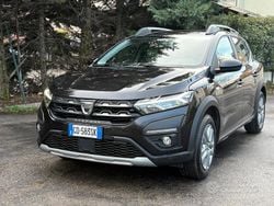 Nero Usata 2021 Dacia Sandero Stepway Tre volumi | 11.700 € (Buon prezzo)