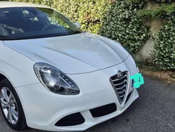 Bianco Usata 2015 Alfa Romeo Giulietta Progression Due volumi | 7850 € (Ottimo prezzo)