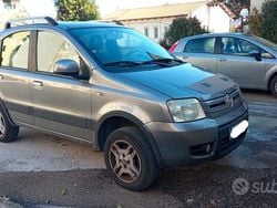 Grigio Usata 2011 Fiat Panda 4x4 Due volumi | 3500 €