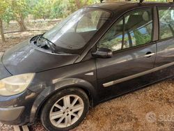Usata 2005 Renault Mégane II Monovolume | 2500 €
