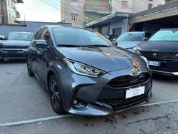 Grigio Usata 2025 Toyota Yaris Hybrid Trend Tre volumi | 19.190 € (Super prezzo)