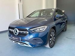 Blu/azzurro Usata 2021 Mercedes GLA180 SUV | 25.990 € (Buon prezzo)