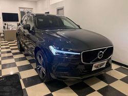 Verde Usata 2021 Volvo XC60 Momentum SUV | 33.600 € (Buon prezzo)