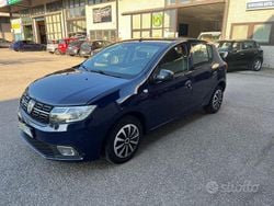Blu Usata 2017 Dacia Sandero Stepway Tre volumi | 6900 € (Buon prezzo)